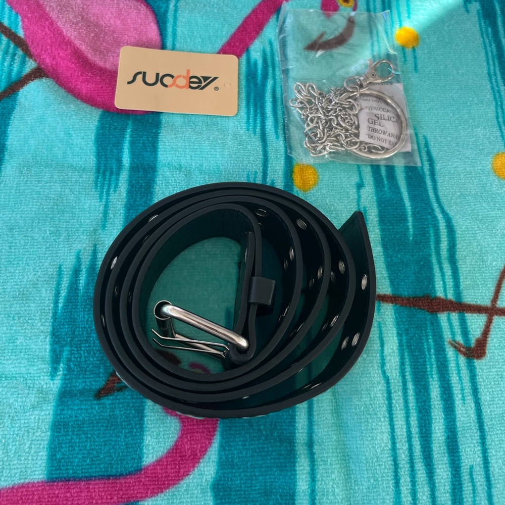 Black Leather Double Row Thick Grommet Punk Chain Belt. NWT